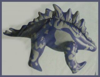 INFLATABLE DINOSAUR ( NEW, 24 x 13.5, 61cm x 34cm ) Ages 1 and up