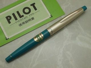 Pilot (NAMIKI) Japanese Fountain Pen Fine nib 14k Light green 1960s N 