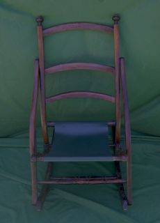 ANTIQUE VICTORIAN FOLDING ROCKING CHAIR IN WOOD AND METAL