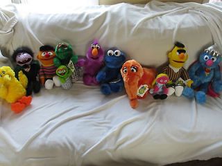 Sesame Street characters in TV, Movie & Character Toys