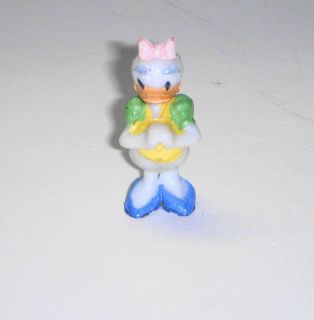 Disneykin Vintage 1960s Tiny Plastic Handpainted Toy Figure Daisy 