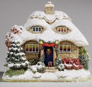 Lilliput Lane L3457 Snowy Brow Gift/Collectab​le/Ornament Christmas 