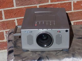 sanyo plc xp21n 3lcd projector  249 00