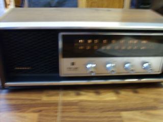 vintage panasonic table radio  15 00 0