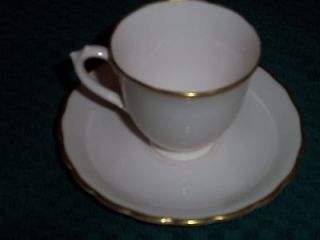 Tuscan English Fine Bone China Tea Cup and Saucer (White with Gold 