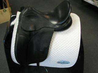 hold used county connection dressage saddle 16 black 7 day