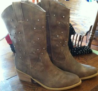 women s gold cowboy boots with rhinestones new in box