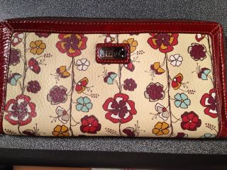 NWOT Womens Fossil Zip Around Floral Clutch Wallet/Leather Travel 