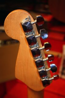 Custom Squier by Fender HH Adam Jones Silverburst Stratocaster NR 