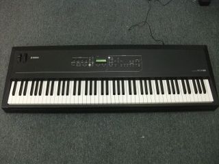   kx8 midi keyboard that is in good working condition item condition
