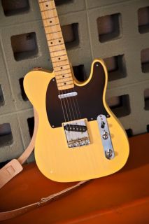 Fender® American Vintage 52 Telecaster® Butterscotch Blonde 
