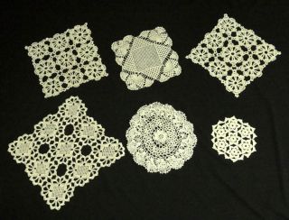 ANTIQUE HOOK CROCHETED LACE COFFEE TEA TABLE PLACEMAT DOILY LOT 