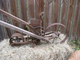ANTIQUE OUTSTANDING FIND (PLANET Jr.) SEED PLANTER 1919