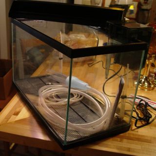 10 Gallon Aquarium/Fish Tank with Filter, Pump & Accessories