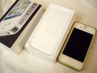 Apple iPhone 4S 16GB White Verizon Smartphone case cell phone ipod