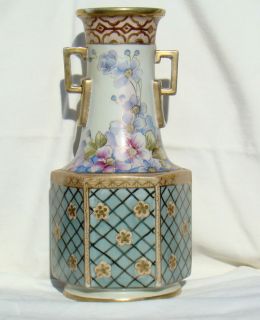 Antique Vintage Handpainted Floral Gold Nippon Vase Mark China E OH 