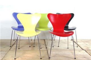Arne Jacobsen series 7 chair Fritz Hansen, knoll,danish,herman miller 