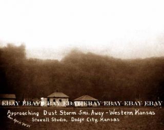 1935 Dust Bowl Dust Storm Dodge City Kansas KS Photo