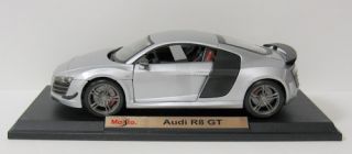 Audi R8 GT Diecast Model Car   Maisto   Silver   118 Scale   New in 
