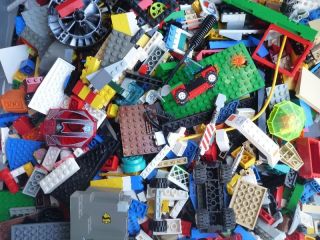 LEGO 500 Bricks pieces Blocks Baseplates Wheels CITY TOWN BULK Mix