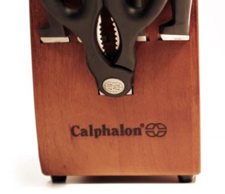   has tools and a true chef has knives the calphalon 17 pc knife block