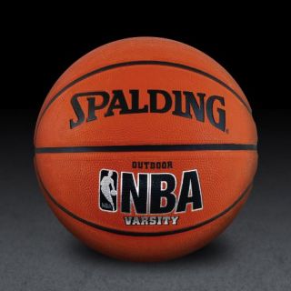   Spalding Varsity Rubber Outdoor Basketball   Official Size 7 (29.5