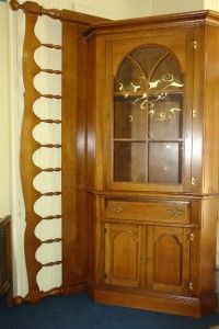 Bassett CHIMNEY CORNERS Corner Curio Cabinet #2 of 2 available
