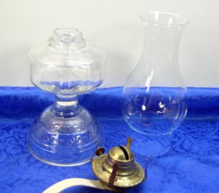 Bartlett Collins Glass Oil Kerosene Lamp Plume Small Table Pedestal 