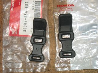85 87 HONDA TRX250 FOURTRAX NOS SUB CARRIER RUBBER STRAP HOLD DOWN 
