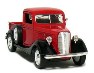 1937 Ford Pickup MOTORMAX Diecast 124 Scale Red w/Black Fenders