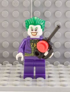 LEGO BATMAN   JOKER Minifigure from DC Super Heroes Funhouse 6857