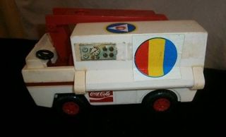   1974 Fisher Price Adventure People #303 Emergency Rescue Fire Engine