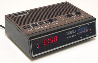 newly listed vintage  alarm clock radio perfect from canada