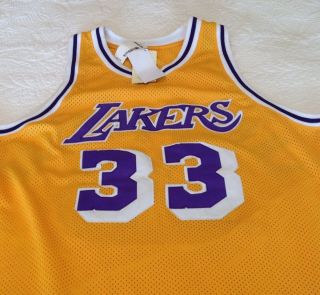 Mitchell & Ness Hardwood Classics Abdul Jabbar 33 Gold & Purple Lakers 