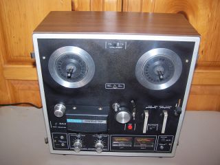 Akai Reel to Reel 1721W Tape Recorder Vintage