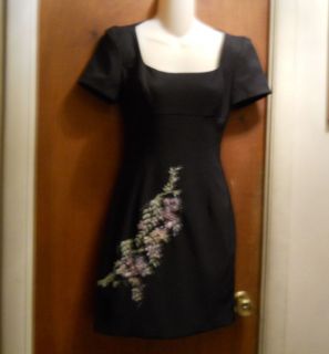 Allen Schwartz Black Lined Dress 2 Embroidered Flowers Short 