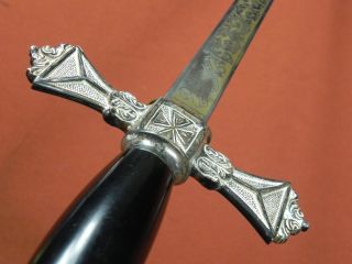 Vintage US USA Henderson Ames Co Masonic Sword w Scabbard