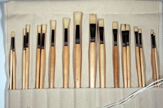 18 Long Handle Art Brushes w Rollup Case Oil Acrylic