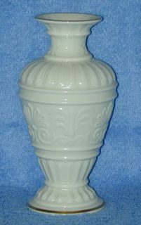 Lenox Athenian Collection Sculpted Cream 7 Vase