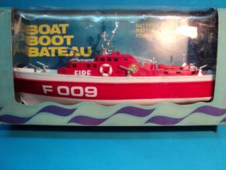 Fire Boat F009 Fire Co 3 Batt Op Boxed Hong Kong 1970S