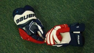Bauer Supreme ONE95 Pro Stock Gloves Capitals MO 14