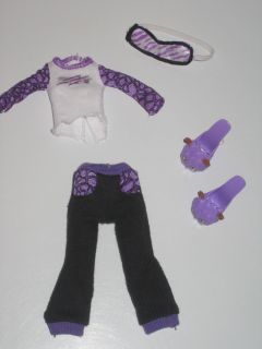Monster High DEAD TIRED CLAWDEEN WOLF pajama set sleep mask slippers 