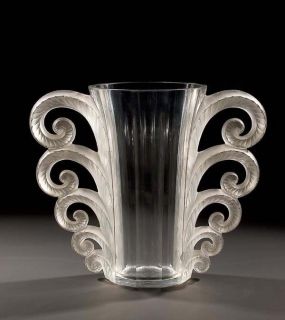 Vase Beauvais ancien signé R. Lalique France.