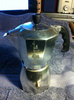Bialetti Brikka Espresso Maker 4 Cup Stovetop Percolator