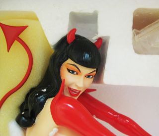 Bettie Page Modern Icons Hot Sauce by Olivia Limited Edition Figure 