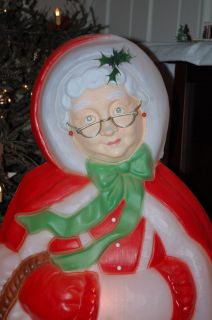   BEST CHRISTMAS MRS. SANTA CLAUS BLOW MOLD LIGHTED OUTSIDE YARD DECOR