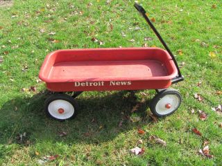 Red Wagon DETROIT NEWS Graphics Vintage Antique Collectible Metal NICE 