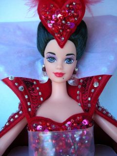 Bob Mackie Queen of Hearts Barbie in Original Box Shipper Mattel 12046 