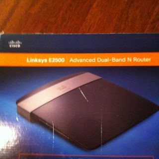 Linksys E2500 300 Mbps 4 Port 10 100 Wireless N Router