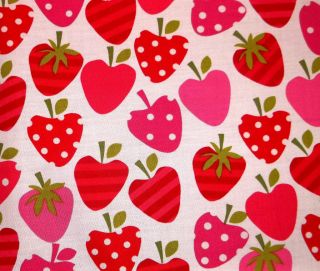ROBERT KAUFMAN strawberry by ann kelle metro market quilt fabric